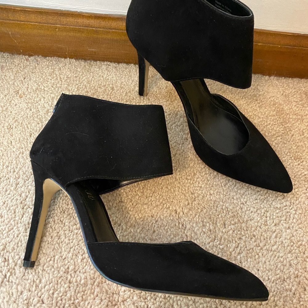 Aldo Black Pointed Toe Ankle Cuff Stiletto Heels
